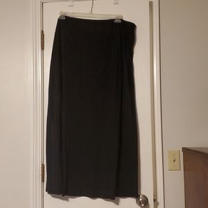 Long knit maxi skirt